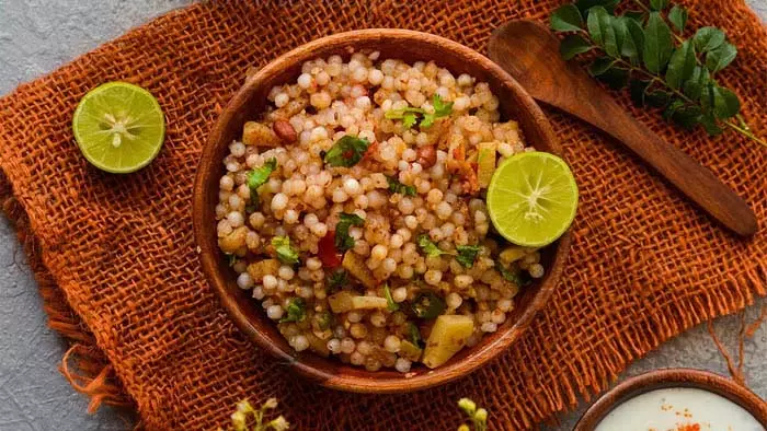 Easy Breakfast Recipe: सर्दी के मौसम में सुबह-सुबह नाश्ते में बनाएं ये डिश,भरपूर स्वाद Easy Breakfast Recipe: सर्दी के मौसम में सुबह-सुबह नाश्ते में बनाएं ये डिश,भरपूर स्वाद
