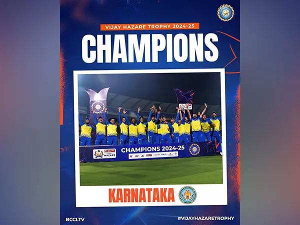 DK Shivakumar ने विजय हजारे ट्रॉफी 2025 का खिताब जीतने पर कर्नाटक टीम को बधाई दी DK Shivakumar ने विजय हजारे ट्रॉफी 2025 का खिताब जीतने पर कर्नाटक टीम को बधाई दी