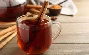 Honey Cinnamon Water: कई समस्याओं का कारगर उपाय है शहद दालचीनी का पानी Honey Cinnamon Water: कई समस्याओं का कारगर उपाय है शहद दालचीनी का पानी