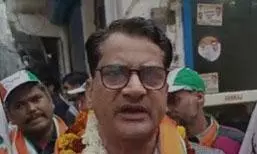 संगम विहार से एनसीपी प्रत्याशी ने आप को घेरा, कब्रिस्तान में मुर्दा टैक्स लगाने का आरोप लगाया संगम विहार से एनसीपी प्रत्याशी ने आप को घेरा, कब्रिस्तान में मुर्दा टैक्स लगाने का आरोप लगाया