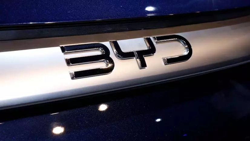 BYD: भारत में विनिर्माण को इच्छुक, वीजा मुद्दे से परिचालन प्रभावित नहीं