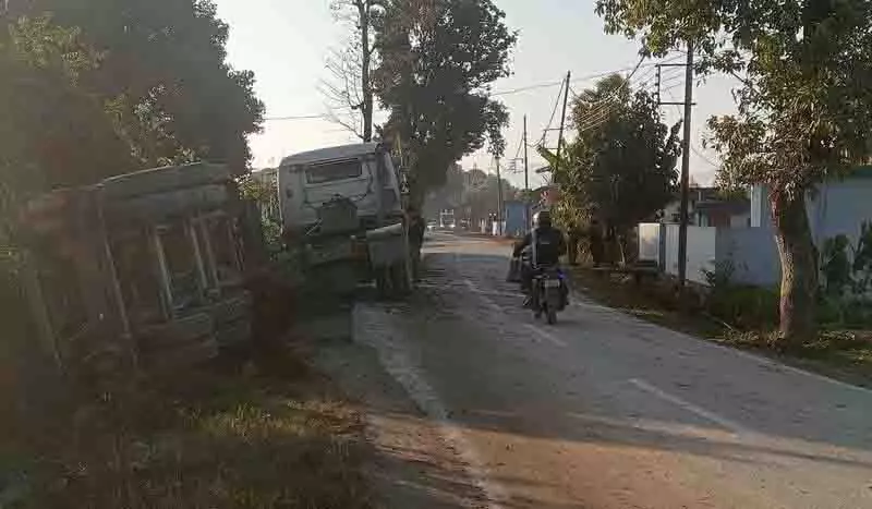 Paonta Sahib-Bangran सड़क पर सुरक्षा को ताक पर रखा गया