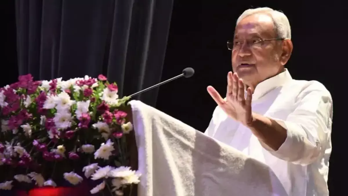 बिहार में NDA ने फर्जी जाति सर्वेक्षण टिप्पणी को लेकर राहुल गांधी पर पलटवार किया बिहार में NDA ने फर्जी जाति सर्वेक्षण टिप्पणी को लेकर राहुल गांधी पर पलटवार किया