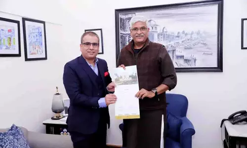 तनवीर सादिक ने केंद्रीय पर्यटन मंत्री से मुलाकात की