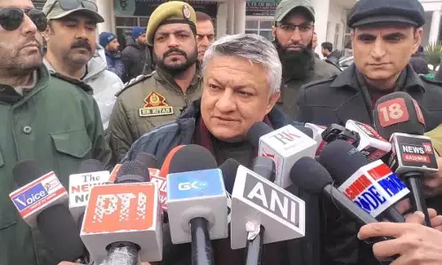 ई-रिक्शा का किराया 10 रुपये प्रति किलोमीटर तय; पेट्रोल ऑटो के लिए मीटर अनिवार्य: परिवहन आयुक्त
