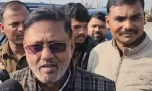सगाई नहीं, सिर्फ शुरुआती बात हुई, रिंकू सिंह से सगाई की खबरों पर बोले प्रिया सरोज के पिता सगाई नहीं, सिर्फ शुरुआती बात हुई, रिंकू सिंह से सगाई की खबरों पर बोले प्रिया सरोज के पिता