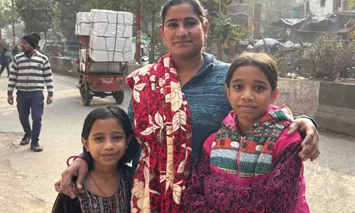 राजनीतिक दलों द्वारा मासिक भत्ते दिए जाने को लेकर महिलाएं सशंकित राजनीतिक दलों द्वारा मासिक भत्ते दिए जाने को लेकर महिलाएं सशंकित