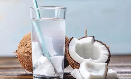 coconut water: किन लोगों को ज़्यादा नारियल पानी नहीं पीना चाहिए, जानें इसके साइड इफ़ेक्ट coconut water: किन लोगों को ज़्यादा नारियल पानी नहीं पीना चाहिए, जानें इसके साइड इफ़ेक्ट