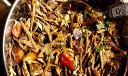 Recipe: डिनर में कुछ हेल्दी और टेस्टी खाना चाहते हैं तो आज ही बनाएं केर सांगरी का अचार Recipe: डिनर में कुछ हेल्दी और टेस्टी खाना चाहते हैं तो आज ही बनाएं केर सांगरी का अचार