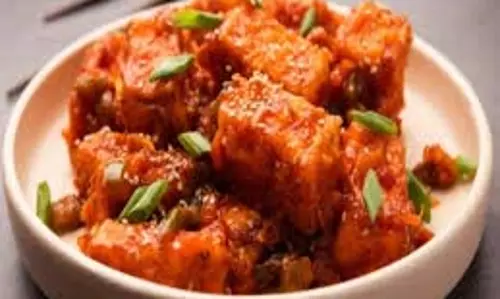 Recipe:  डिनर में कुछ हल्का और स्वादिष्ट खाना चाहते हैं तो पनीर डिश रहेगी बेस्ट