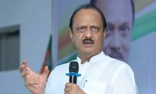 Ajit Pawar: संरक्षक मंत्री घोषित होने के बाद उद्धव सेना का हमला Ajit Pawar: संरक्षक मंत्री घोषित होने के बाद उद्धव सेना का हमला