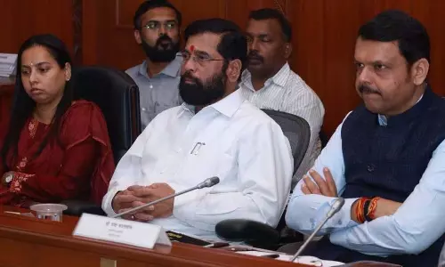 पालक मंत्रियों के नामों की घोषणा CM  फडणवीस ने दावोस रवाना होने से पहले की
