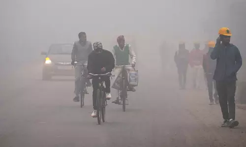 वीकेंड पर दार्जिलिंग में बर्फबारी की संभावना, कोलकाता में पारे में मामूली गिरावट वीकेंड पर दार्जिलिंग में बर्फबारी की संभावना, कोलकाता में पारे में मामूली गिरावट