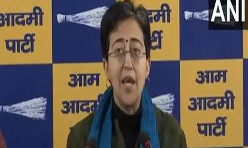 CM Atishi ने आरोप लगाया कि आप प्रमुख की कार पर हमला भाजपा से जुड़ा है