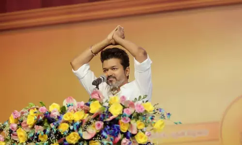 Tamil Nadu: थावे का नेता विजय कल परंदुर विरोध समूह के साथ बैठक करेंगे Tamil Nadu: थावे का नेता विजय कल परंदुर विरोध समूह के साथ बैठक करेंगे