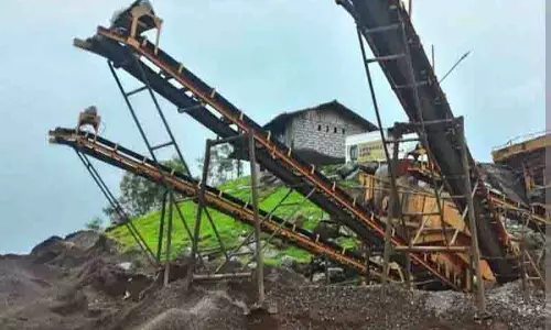 Nalagarh के स्टोन क्रशर प्रदूषण मानदंडों की धज्जियां उड़ा रहे Nalagarh के स्टोन क्रशर प्रदूषण मानदंडों की धज्जियां उड़ा रहे