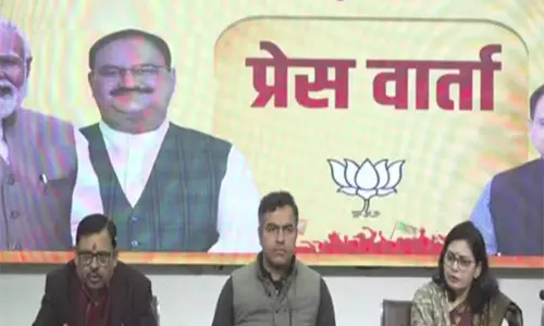 केजरीवाल ने उन्हें गाड़ी चलाते रहने का इशारा किया: प्रवेश वर्मा ने आरोपों को लेकर AAP पर किया पलटवार