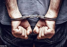 Police की गोली से दो कार लुटेरे घायल, एक गिरफ्तार