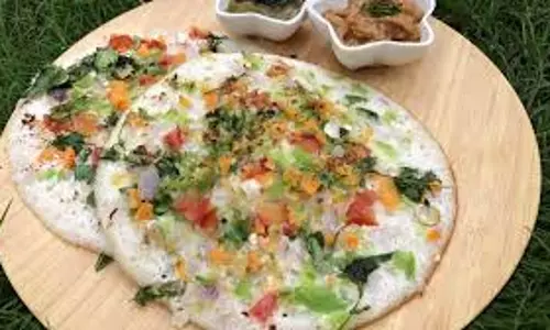 Potato Uttapam: नाश्ते में बनाये यूनिक और हेल्दी आलू उत्तपम Potato Uttapam: नाश्ते में बनाये यूनिक और हेल्दी आलू उत्तपम
