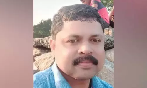 Kerala : अलप्पुझा में एक व्यक्ति खड़ी कार में मृत पाया गया