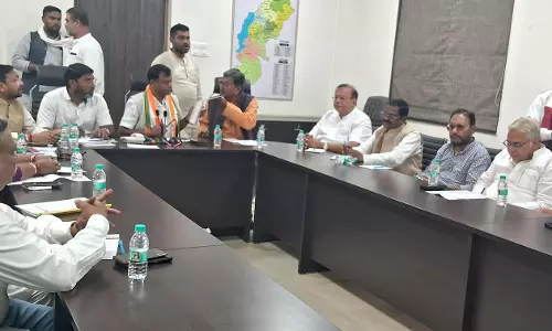 कांग्रेस के नगरीय निकाय घोषणा पत्र समिति की हुई बैठक कांग्रेस के नगरीय निकाय घोषणा पत्र समिति की हुई बैठक