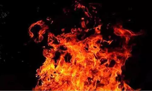LPG सिलेंडर फटने से महिला जिंदा जल गई
