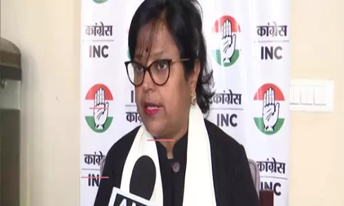 KTR द्वारा पार्टी पर वादाखिलाफी का आरोप लगाने के बाद कांग्रेस नेता ने BRS को किसान विरोधी बताया KTR द्वारा पार्टी पर वादाखिलाफी का आरोप लगाने के बाद कांग्रेस नेता ने BRS को किसान विरोधी बताया