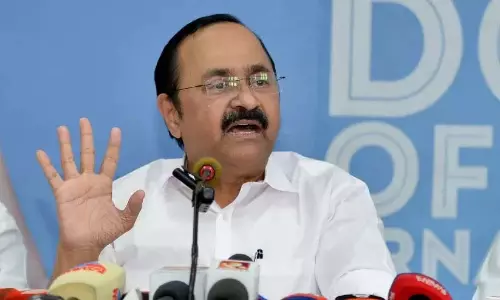 शराब की भठ्ठी डील: उत्पाद शुल्क मंत्री कंपनी के प्रचार प्रबंधक की तरह बात करते हैं - सतीसन शराब की भठ्ठी डील: उत्पाद शुल्क मंत्री कंपनी के प्रचार प्रबंधक की तरह बात करते हैं - सतीसन