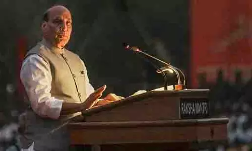 पाकिस्तान धार्मिक आधार पर लोगों को भारत के खिलाफ भड़काने की कोशिश कर रहा : राजनाथ सिंह