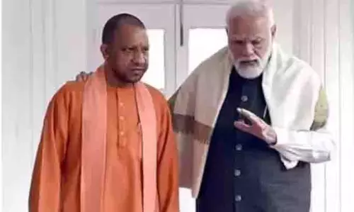 कुंभ अग्निकांड: पीएम मोदी ने सीएम योगी से की बात