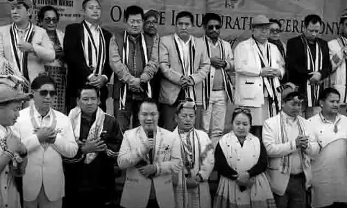 Arunachal : स्वास्थ्य मंत्री वाहगे ने डोनी पोलो धर्म छोड़ने वालों से घर वापसी का किया आह्वान Arunachal : स्वास्थ्य मंत्री वाहगे ने डोनी पोलो धर्म छोड़ने वालों से घर वापसी का किया आह्वान