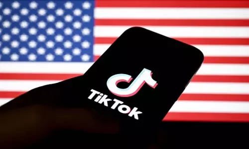 TikTok ने कहा कि वह अमेरिकी उपयोगकर्ताओं के लिए सेवा बहाल करने की प्रक्रिया में