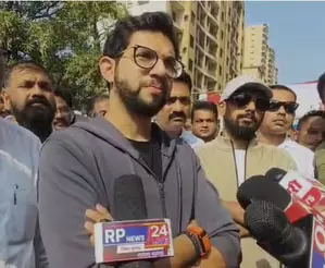 सैफ अली खान का हमलावर यदि रोहिंग्या तो गृह मंत्रालय से पूछे जाने चाहिए सवाल : आदित्य ठाकरे सैफ अली खान का हमलावर यदि रोहिंग्या तो गृह मंत्रालय से पूछे जाने चाहिए सवाल : आदित्य ठाकरे