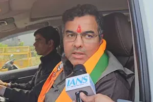 केजरीवाल से बड़ा कोई झूठा नहीं हो सकता : प्रवेश वर्मा केजरीवाल से बड़ा कोई झूठा नहीं हो सकता : प्रवेश वर्मा
