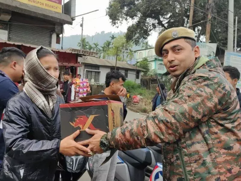 Meghalaya: गणतंत्र दिवस से पहले पुलिस ने हेलमेट अभियान शुरू किया