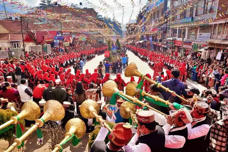 Himachal: बहुप्रतीक्षित मनाली विंटर कार्निवल आज से शुरू होगा