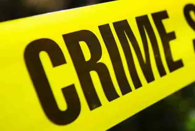 Noida : पुलिस ने अलग-अलग मुठभेड़ों में 5 आरोपियों को दबोचा Noida : पुलिस ने अलग-अलग मुठभेड़ों में 5 आरोपियों को दबोचा