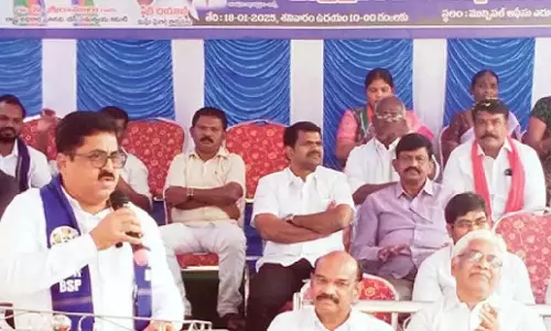 व्यापक जाति जनगणना लागू करने की मांग
