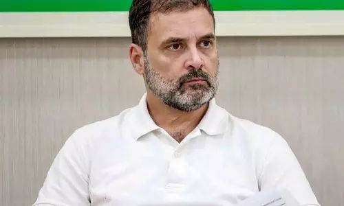 राहुल गांधी पर एक और FIR, पर गिरफ्तारी क्यों नहीं? राहुल गांधी पर एक और FIR, पर गिरफ्तारी क्यों नहीं?