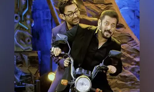 Bigg Boss 18 Finale: सलमान खान, आमिर खान ने अंदाज अपना अपना के मशहूर सीन को फिर से बनाया