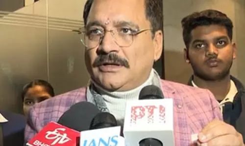 रोहिंग्या और घुसपैठियों को करना चाहिए देश से बाहर : वीरेंद्र सचदेवा रोहिंग्या और घुसपैठियों को करना चाहिए देश से बाहर : वीरेंद्र सचदेवा