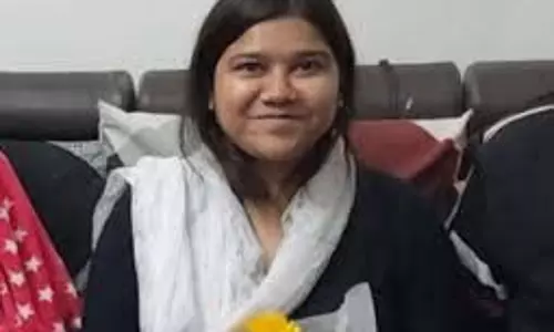 MP News: ऑटो चालक की बेटी बनी डिप्टी कलेक्टर, आयशा ने पूरा किया पिता का सपना MP News: ऑटो चालक की बेटी बनी डिप्टी कलेक्टर, आयशा ने पूरा किया पिता का सपना
