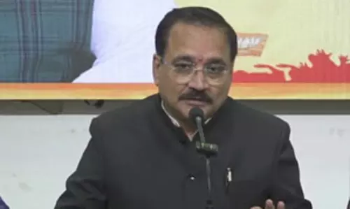 दिल्ली चुनाव 2025 : वीरेंद्र सचदेवा ने कहा, आप सरकार गरीबों के मकान बनवाने के नाम पर कर रही प्रचार