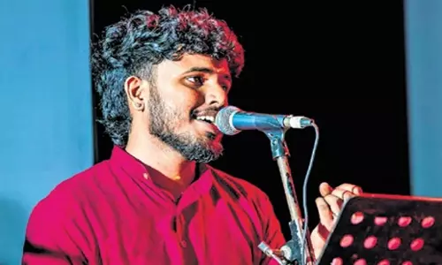 Kerala: ओबीसी समुदाय के व्यक्ति को अष्टपदी गायक नियुक्त किया गया Kerala: ओबीसी समुदाय के व्यक्ति को अष्टपदी गायक नियुक्त किया गया