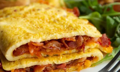 Bacon चीज़ ऑमलेट रेसिपी Bacon चीज़ ऑमलेट रेसिपी