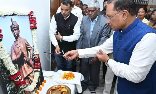 मुख्यमंत्री ने अमर शहीद गेंदसिंह के शहादत दिवस पर किया नमन