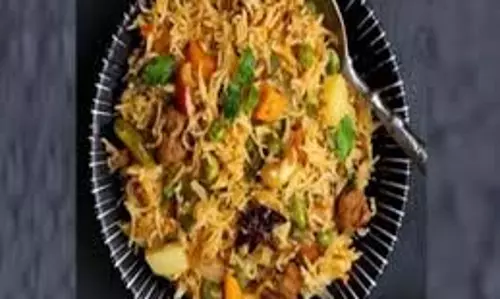 Recipe:   लंच में ऐसे तैयार करें टेस्टी वेज बिरियानी पुलाव
