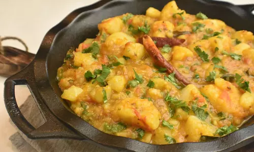 मसालेदार आलू करी रेसिपी मसालेदार आलू करी रेसिपी