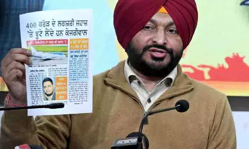 Bittu ने खराब कानून व्यवस्था को लेकर सीएम की आलोचना की, केजरीवाल पर पाखंड का आरोप लगाया Bittu ने खराब कानून व्यवस्था को लेकर सीएम की आलोचना की, केजरीवाल पर पाखंड का आरोप लगाया