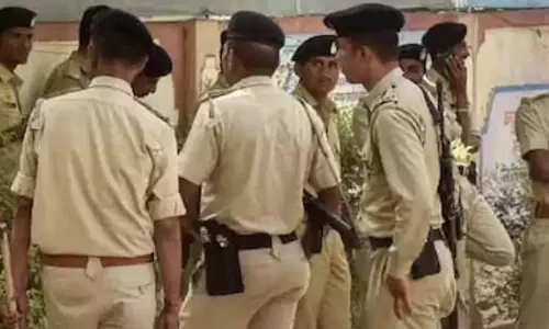 पुलिस पर हमला: जुआ बंदी तोड़ने की कोशिश करने पर पुलिस पर बांस के डंडों से हमला